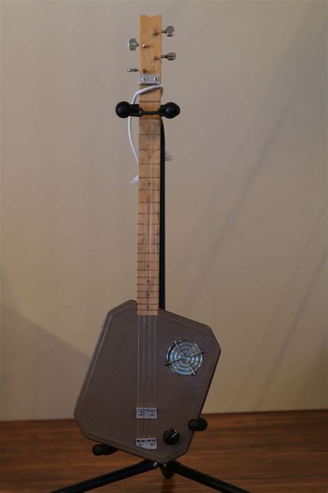 bill jehle cigar box electric guitar|modern cigar box guitars.